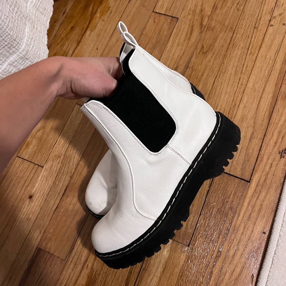 Sincerely Jules Chelsea Boot